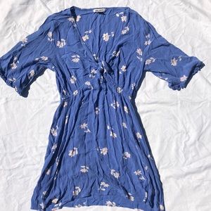 Billabong baby blue floral mini dress